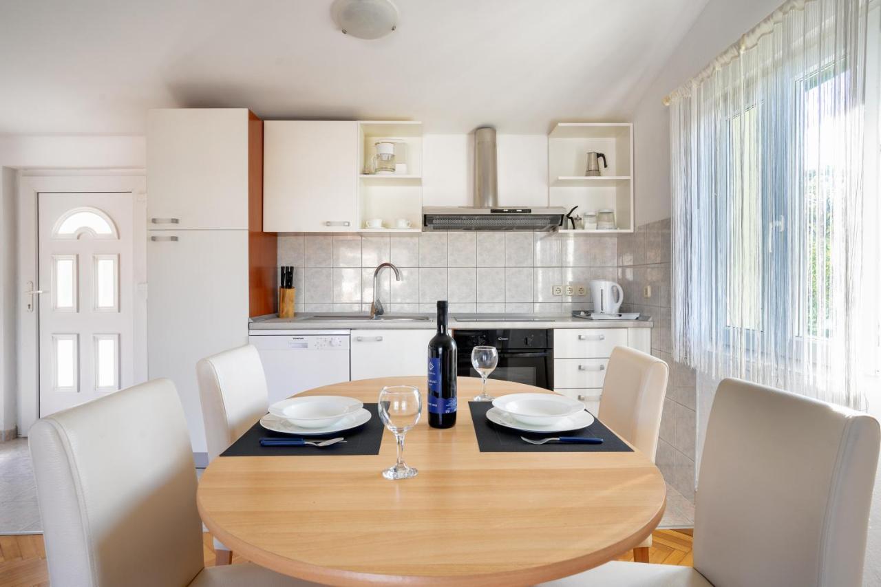 Apartment Pelicaric Dugi Otok *