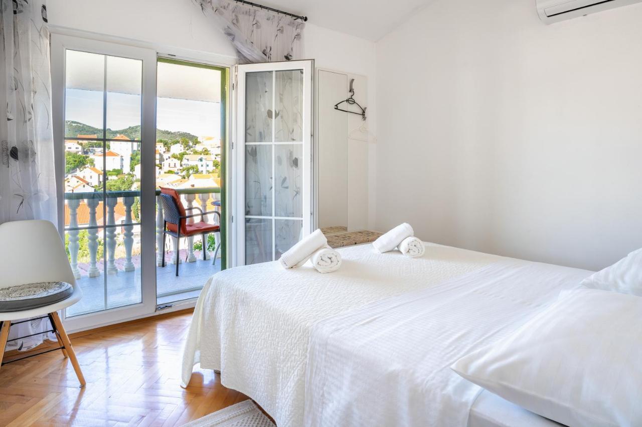 Apartment Pelicaric Dugi Otok Sali